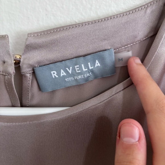 Ravella Giada Silk Shell Tank in Truffle size medium - Picture 5 of 7